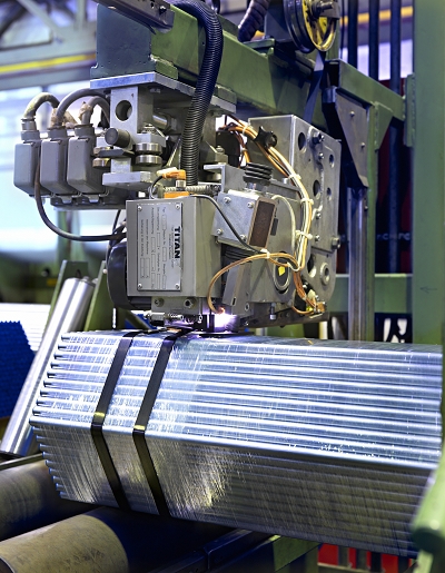 TITAN VS32打捆(kun)機