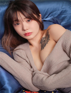 老妇女B毛又多又长又白又密-无颜之月可以在哪看到