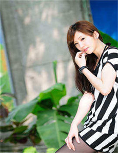 杏树纱奈-鸭王1中文完在线观看影片